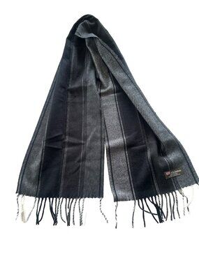 100% Cashmere Made in Scotland Grey Fringe Rectangle Scarf Old Money